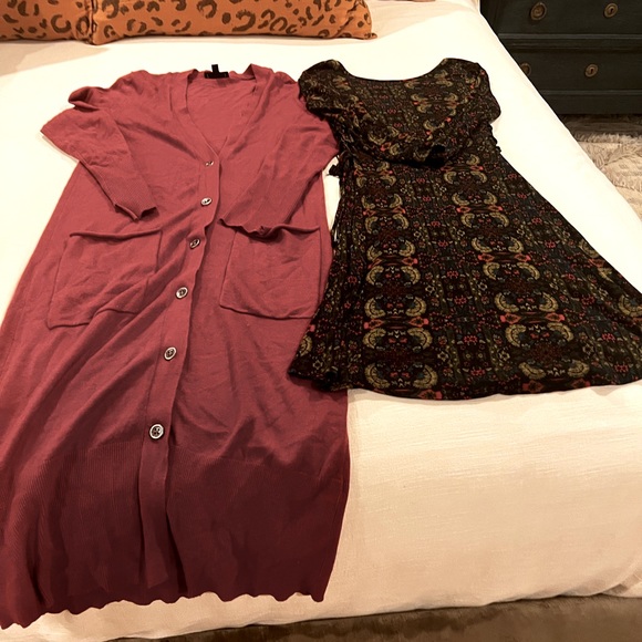 Cardigan and mini dress bundle - Picture 2 of 5